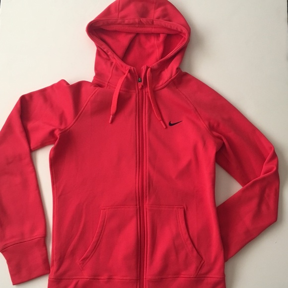 Nike Sweaters - Nike Hoodie